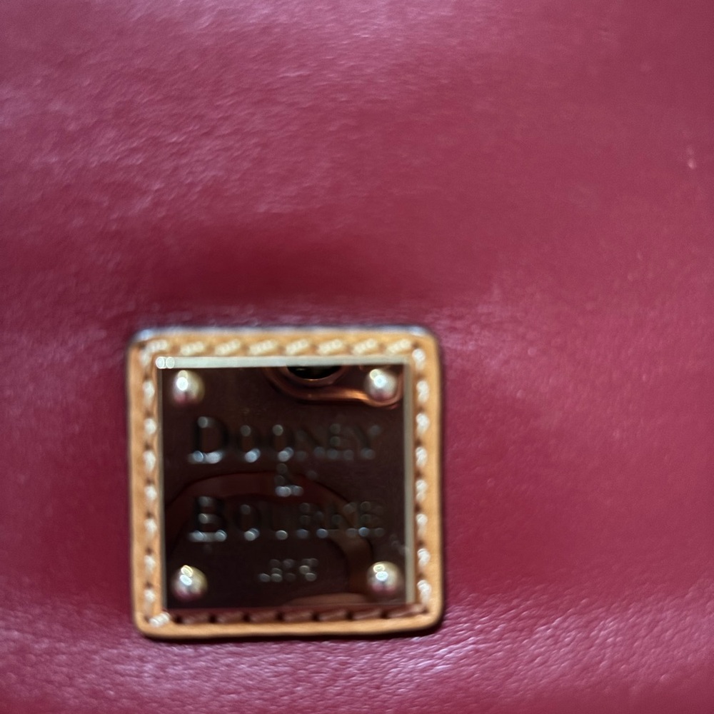 Dooney & Bourke mulberry and Tan Crossbody Bag - Picture 3 of 13